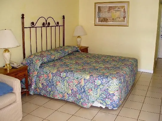 Turtle Cove Inn 2*, Turtle Cove